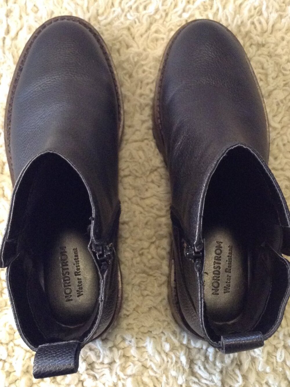 NWOT Nordstrom Miller 2 (W) 7.5 Black Leather water Resistant Chelsea Boots Goth